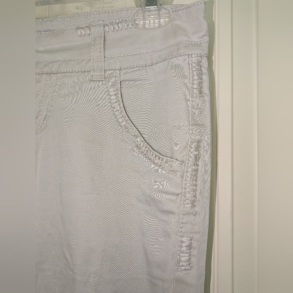 BKE Casuals Women's Serena Khaki Pants Size 26